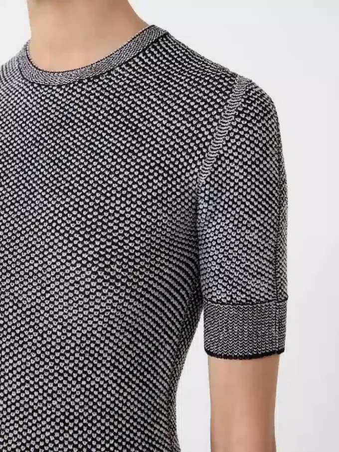 Kurzärmeliger Pullover aus Viskose-Mesh, weiß-schwarz Kurzärmeliger Pullover aus Viskose-Mesh, weiß-schwarz