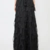 Langer Rock mit Blütenblättern aus Seidenorganza, schwarz