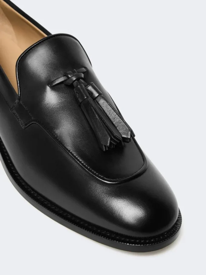 Leder-Loafer mit Quasten, schwarz