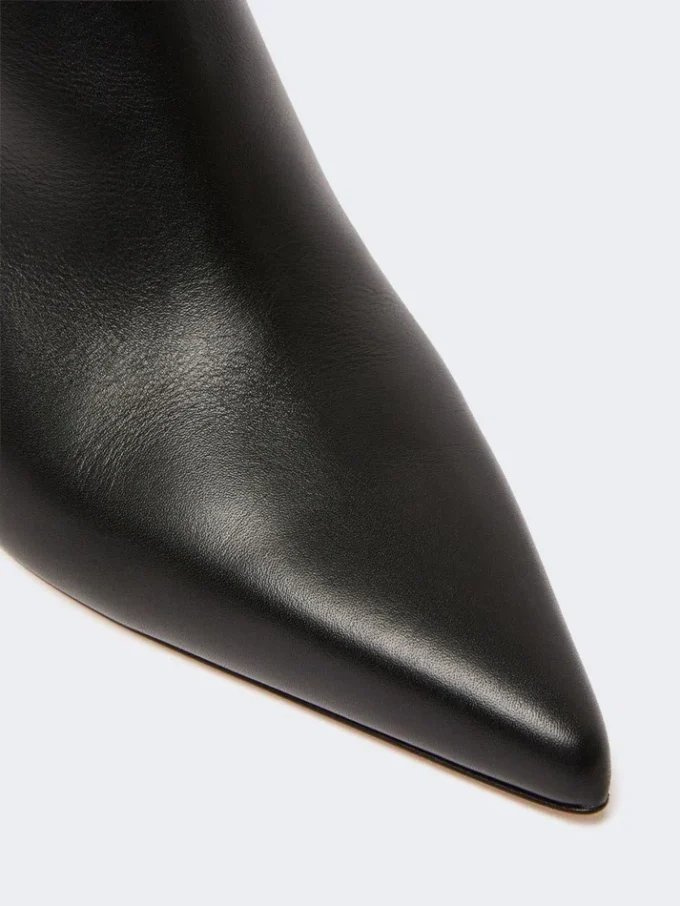Leder-Stiefeletten mit Reißverschluss, schwarz Leder-Stiefeletten mit Reißverschluss, schwarz