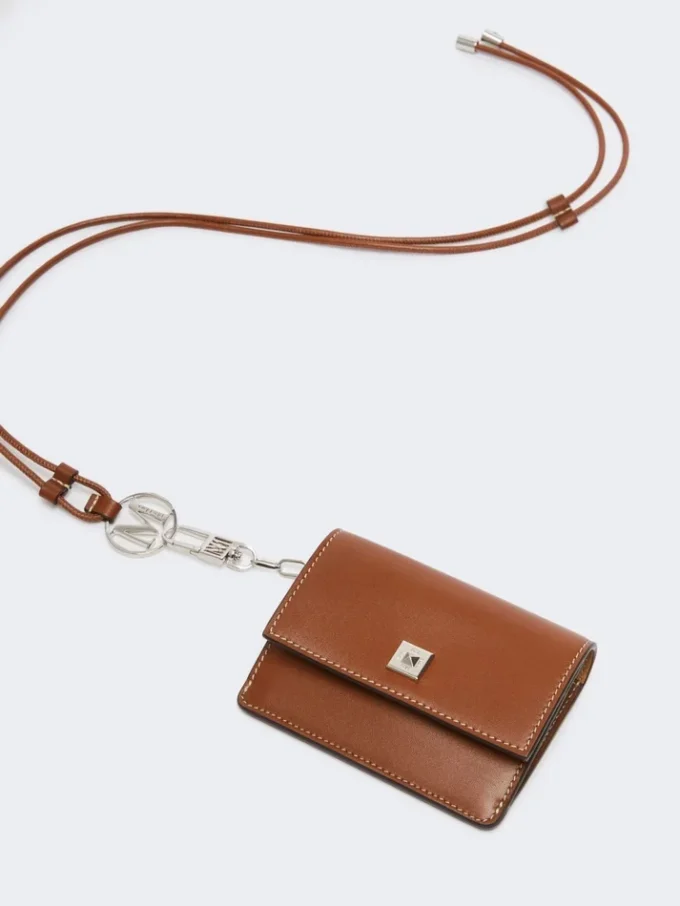Lederbrieftasche, bernsteinfarben Lederbrieftasche, bernsteinfarben