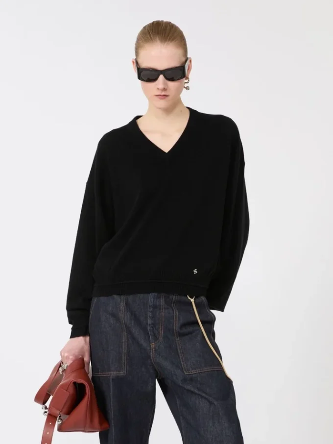 Locker sitzender Pullover aus Wolle und Kaschmir, schwarz