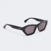 Markante Sonnenbrille mit eckigem Rahmen, schwarz Markante Sonnenbrille mit eckigem Rahmen, schwarz