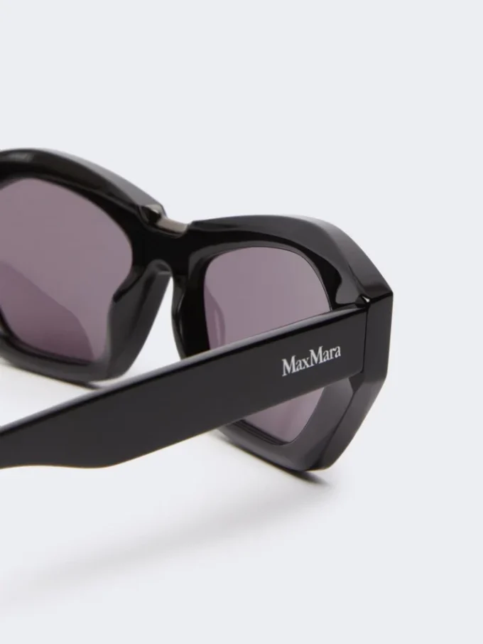 Markante Sonnenbrille mit eckigem Rahmen, schwarz Markante Sonnenbrille mit eckigem Rahmen, schwarz