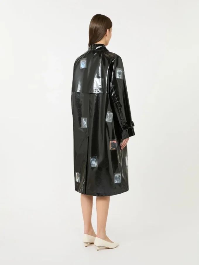 Midi-Trenchcoat aus Gabardine mit Vinyl-Effekt, schwarz Midi-Trenchcoat aus Gabardine mit Vinyl-Effekt, schwarz