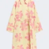 Midi-Trenchcoat aus gemustertem, wasserabweisendem Gabardine, gelb Midi-Trenchcoat aus gemustertem, wasserabweisendem Gabardine, gelb