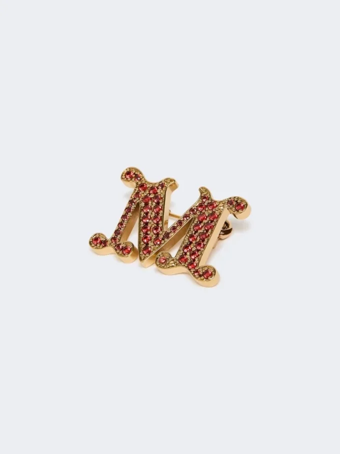 Mit Kristallen verzierte Monogramm-Brosche, rot Mit Kristallen verzierte Monogramm-Brosche, rot
