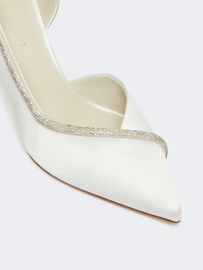 Mit Kristallen verzierte Pumps aus Satin, elfenbeinfarben Mit Kristallen verzierte Pumps aus Satin, elfenbeinfarben