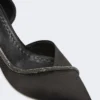 Mit Kristallen verzierte Pumps aus Satin, schwarz Mit Kristallen verzierte Pumps aus Satin, schwarz