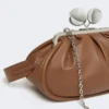 Mittlere Pasticcino-Tasche aus glänzendem Nappaleder, tabakfarben Mittlere Pasticcino-Tasche aus glänzendem Nappaleder, tabakfarben