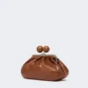 Mittlere Pasticcino-Tasche aus Leder mit Krokodilprägung, rotbraun