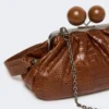 Mittlere Pasticcino-Tasche aus Leder mit Krokodilprägung, rotbraun