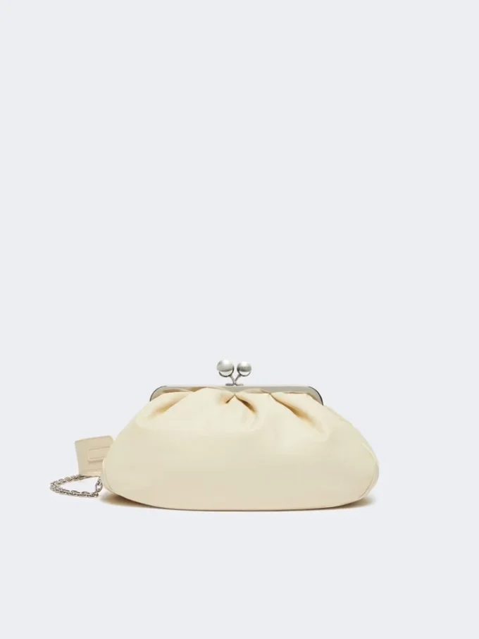 Mittlere Pasticcino-Tasche aus Schafsleder, elfenbeinfarben Mittlere Pasticcino-Tasche aus Schafsleder, elfenbeinfarben
