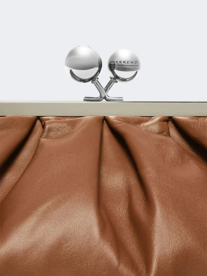 Mittlere Pasticcino-Tasche aus Schafsleder, tabakfarben