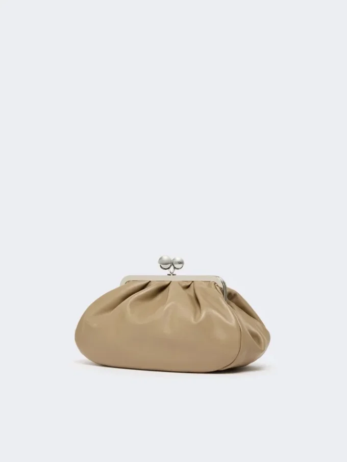Mittlere Pasticcino-Tasche aus Schafsleder, taubengrau Mittlere Pasticcino-Tasche aus Schafsleder, taubengrau