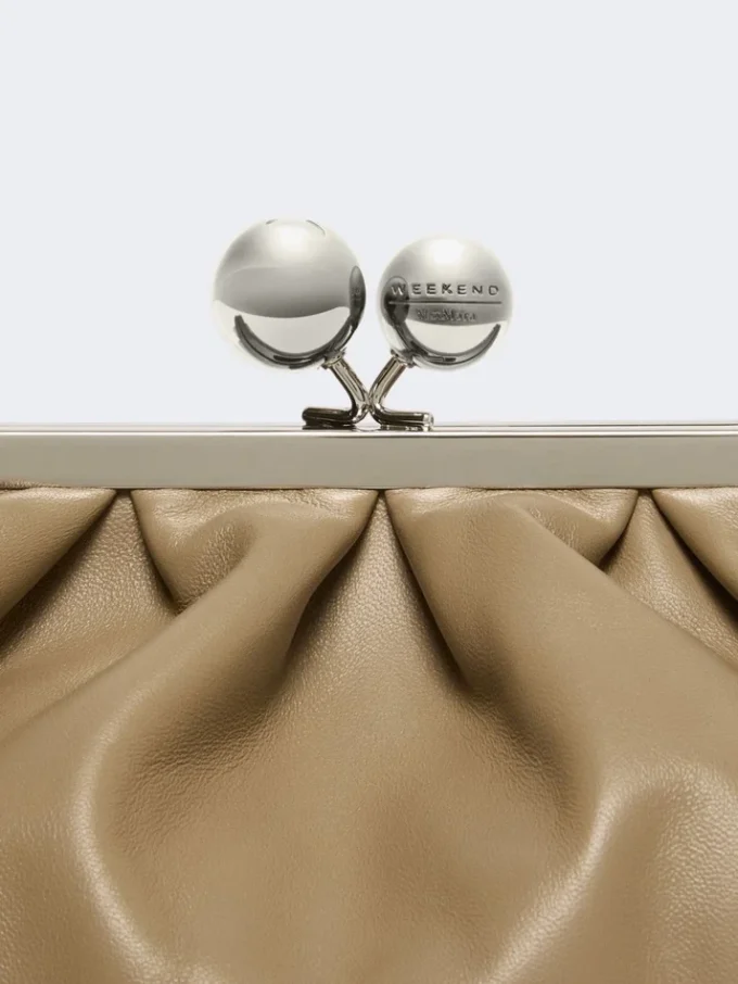 Mittlere Pasticcino-Tasche aus Schafsleder, taubengrau Mittlere Pasticcino-Tasche aus Schafsleder, taubengrau