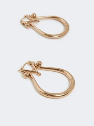 Monogramm-Ohrringe aus Metall, gold