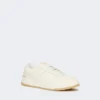 Niedrige Sneaker aus getrommeltem Leder, weiß