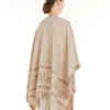 Poncho aus Jacquard-Wolle, beige Poncho aus Jacquard-Wolle, beige
