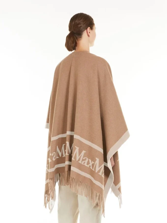 Poncho aus Jacquard-Wolle, kamelfarben Poncho aus Jacquard-Wolle, kamelfarben