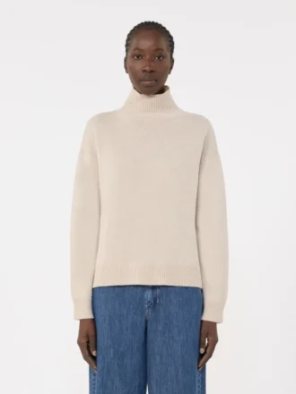 Pullover mit Rollkragen aus Wolle und Kaschmir in Boxy-Passform, weiß Pullover mit Rollkragen aus Wolle und Kaschmir in Boxy-Passform, weiß
