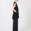 Ärmelloser Blazer aus Stretch-Wolle, schwarz Ärmelloser Blazer aus Stretch-Wolle, schwarz