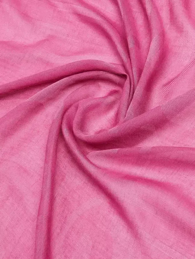 Schal aus Baumwolle, Modal und Kaschmir mit Jacquardmuster, in leuchtendem Pink Schal aus Baumwolle, Modal und Kaschmir mit Jacquardmuster, in leuchtendem Pink