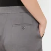 Shorts aus Gabardine-Wolle, mittelgrau Shorts aus Gabardine-Wolle, mittelgrau