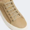 Sneakers aus Wildleder, sandfarben