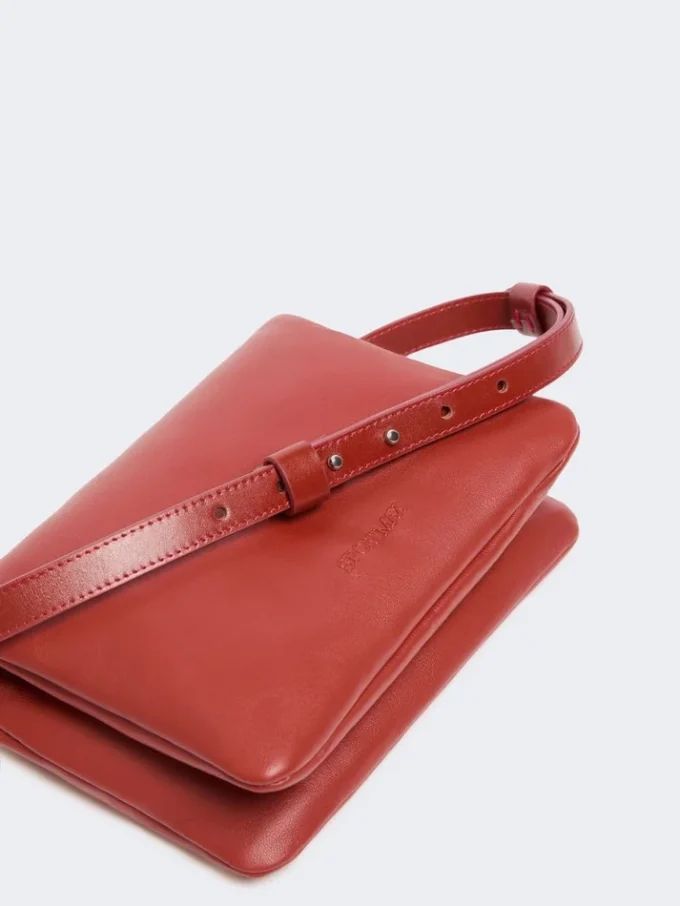 Soffy Mini-Tasche aus gepolstertem Nappaleder, ziegelrot Soffy Mini-Tasche aus gepolstertem Nappaleder, ziegelrot