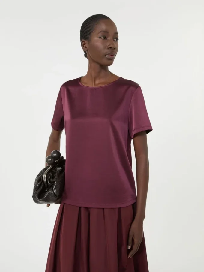 T-Shirt aus Satin und Jersey, bordeauxrot T-Shirt aus Satin und Jersey, bordeauxrot