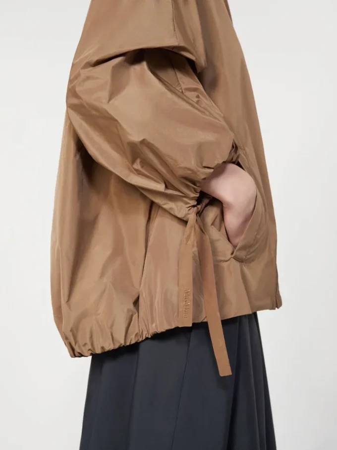 Wasserabweisende Taftjacke, kamelfarben Wasserabweisende Taftjacke, kamelfarben