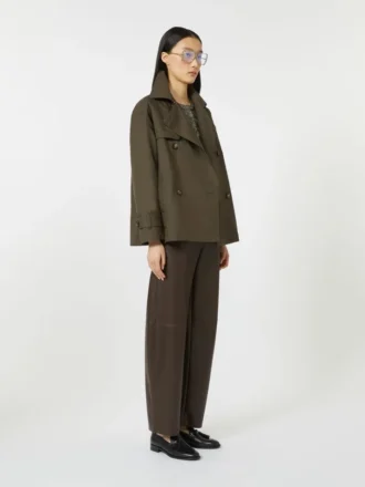 Wasserabweisender Trenchcoat aus Baumwolle mit Zweireiher-Schlitz, grün