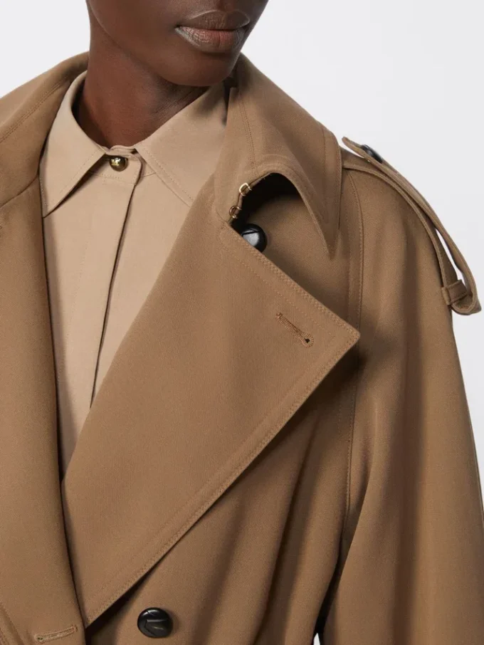Wasserabweisender Trenchcoat aus Wollgabardine, braun Wasserabweisender Trenchcoat aus Wollgabardine, braun