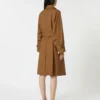 Wasserabweisender Zweireiher-Trenchcoat aus Twill, tabakfarben