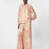 Weit geschnittene bedruckte Seidenhose, rosa Weit geschnittene bedruckte Seidenhose, rosa