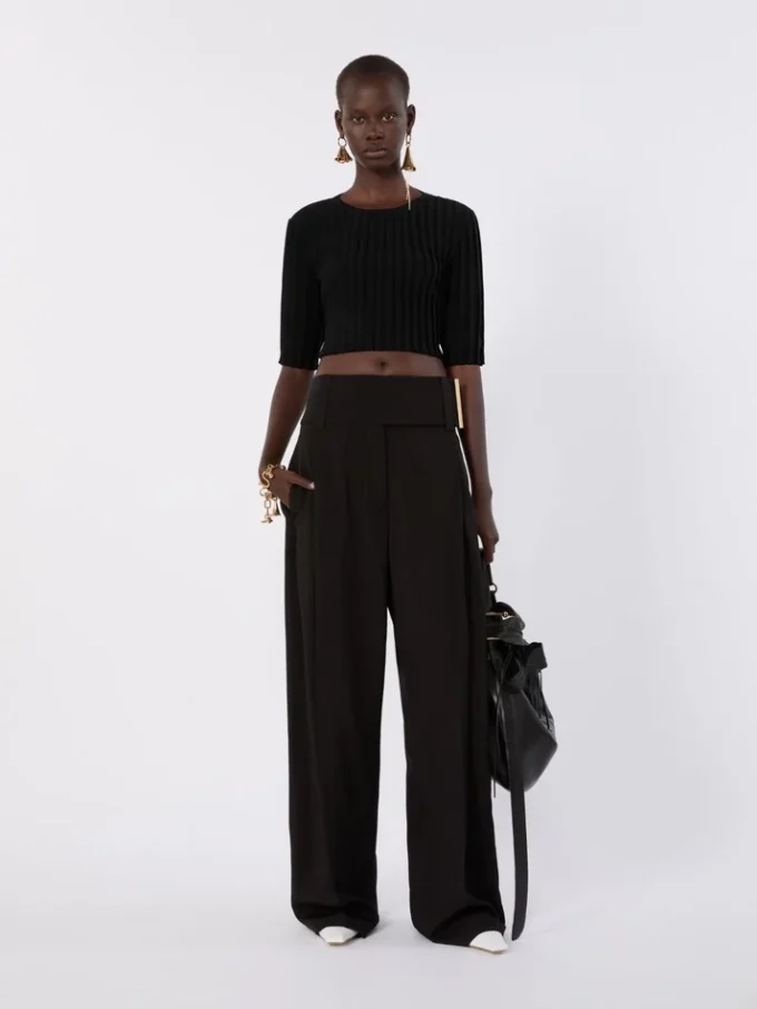 Crop-Top aus Stretch-Viskose, schwarz Crop-Top aus Stretch-Viskose, schwarz