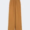 – Weite Hose aus Envers-Satin, karamellfarben – Weite Hose aus Envers-Satin, karamellfarben