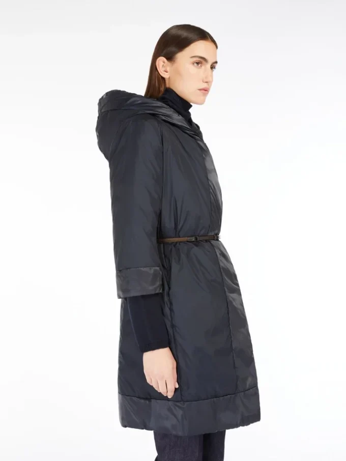 Wendbare Daunenjacke aus wasserabweisendem Satin, mitternachtsblau