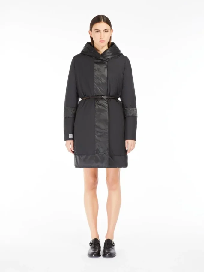 Wendbare Daunenjacke aus wasserabweisendem Satin, schwarz