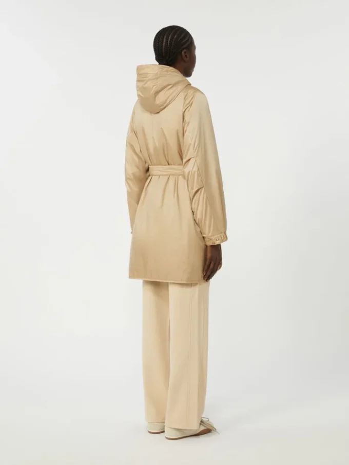 Wendbarer, wattierter Parka aus wasserabweisendem Canvas, beige Wendbarer, wattierter Parka aus wasserabweisendem Canvas, beige