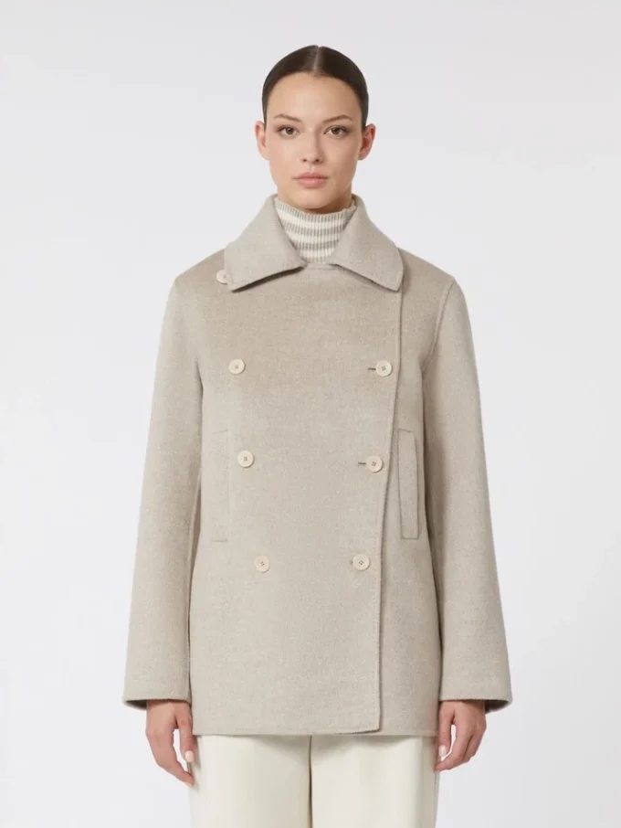 Zweireihiger Peacoat aus Kaschmir, sandfarben Zweireihiger Peacoat aus Kaschmir, sandfarben